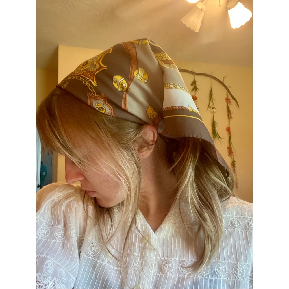 VINTAGE scarf